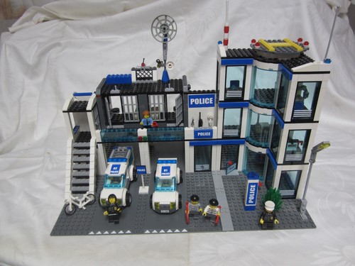Lego polizeistation 7498 - lego,